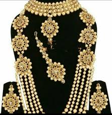 Dilip Tejnani Tikamdas Hiranand Jewellers